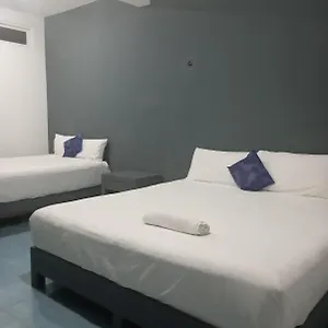 Отель D'atyi 2*