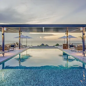 Spectacular 1br Near The