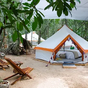 Rotamundos Mama Loomm Luxury tent