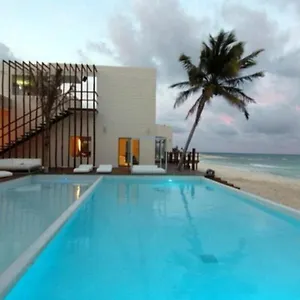 Condohotel En Riviera Maya, Playa del Carmen