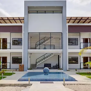 Hotel Mayan Water Playa Paraiso