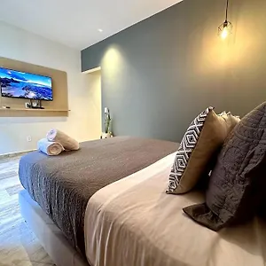 Musa Del Carmen 309 - Rooftop Pool View & Sky Bar By Solmar Playa del Carmen
