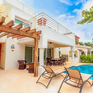 Villa With 4 Bedrooms - Spacious Oceanview With Private Pool At Pura Vida