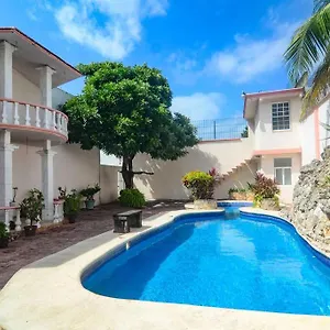 Casa Con Alberca Y Amplio Espacio Tu Familia * Playa del Carmen