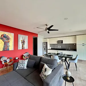 Apartment Feel At Just A Few Meters From The Sea! *