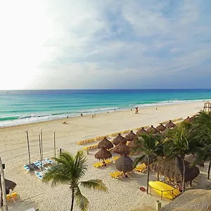 Iberostar Waves Tucan Playa del Carmen