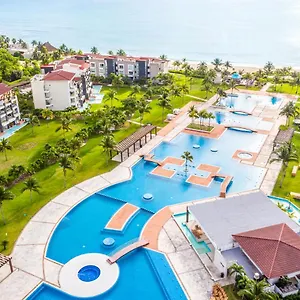 Luxury At Mareazul Beachfront Complex With Resort-style Amenities