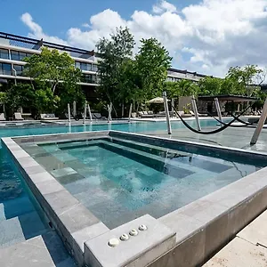 New & Exclusive In Quiet Playacar Pool Gym Apartment