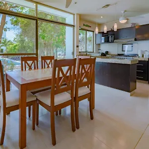 Quiet 3 Bedroom With Pool - At El Cielo - Tranquilidad *