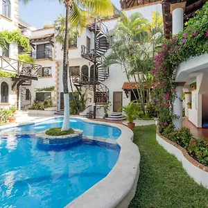 Sweet Downtown With Pool Stepsto Mamitas Apartment