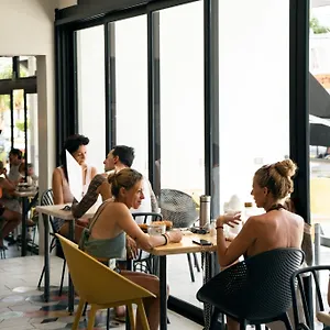 Amazing Close To The Beach! *