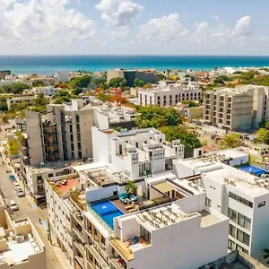 At Icono 3 Bedrooms Close 5th Playa del Carmen