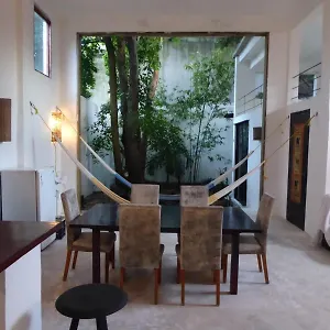 Siesta Fiesta Tree House Holiday home *
