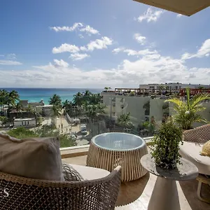 Apartment 3 Br. Ocean Front Ph With Stunning Views Playa del Carmen