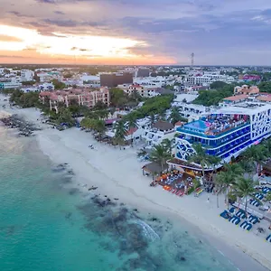 The Carmen - Ocean Front (adults Only)