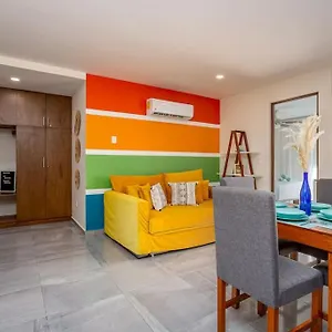 5mins To Beach+pool+kingbed+freedisneyplus Apartment *