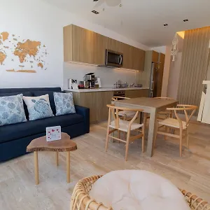 New And Spacious Near 5th Avenue * Playa del Carmen