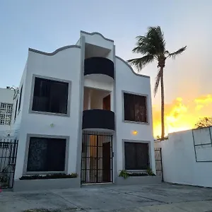 Ubicacion Inmejorable A Pasos De Playacar Beach Y 5ta Av * Playa del Carmen