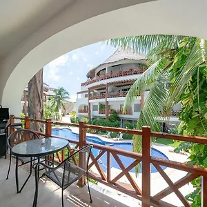 2 Bedroom With Pool & Gym - At Quadra Alea - Xaman 201 Playa del Carmen