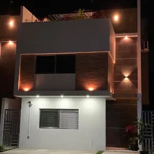 Casa Amplia Con Alberca Y Roof Garden *