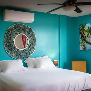 Casalesgarcons Bed & Breakfast *