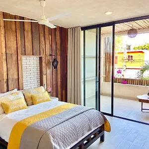 Guest house Polo15 Playa del Carmen