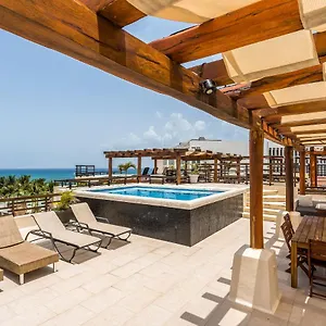 Magnificent Oceanview Rooftop Lounge With Plunge Pool *
