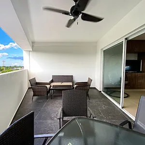 Departamento De Lujo A 10 Minutos De La Playa *
