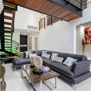 Casa El Cielo, *