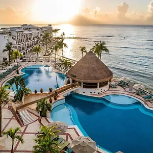 Wyndham Alltra Adults Only Playa del Carmen