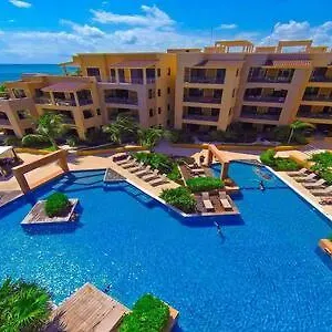 Holiday home Oceanfront A Block Off 5th In Heart Of Playa Playa del Carmen