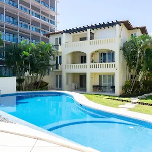 Luna Maya 1 Apartment