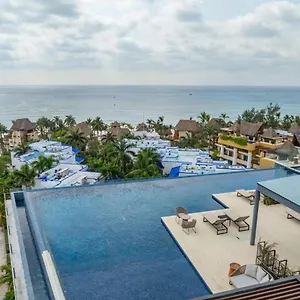 Marila Brand New Infinity Pool Sea View Apartment
