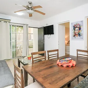 Apartment Amazing Location Steps To & Nightlife Playa del Carmen