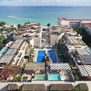 Aparthotel Aldea Thai Downtown Oceanview Residences *