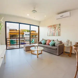 Apartment Amazing 2br Ph Steps Distance From The 5th Av By Happy Address