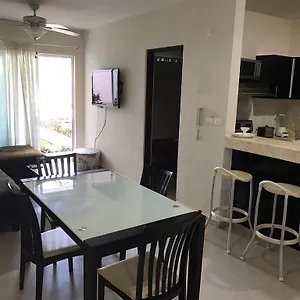 Condominio Pelicano Apartment