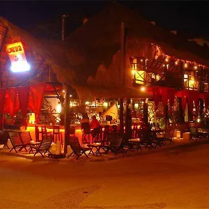 Hotel Om & Lounge-bar 2*