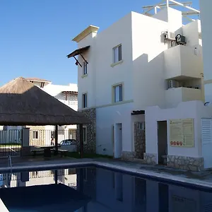 Real Ibiza Rocar * Playa del Carmen