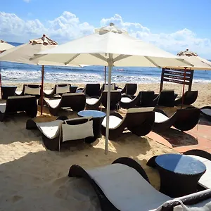 4 Bedroom Luxury Villa & 3 Bedroom Villa With Swimming Pool Close To The Beach