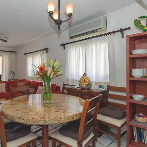 Holiday home Xaman Ha 7111 *