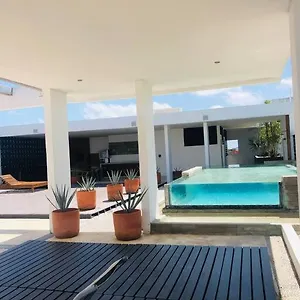 Renta Estudio Casa Tzonot * Playa del Carmen