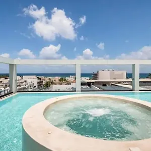 Apartment With Ocean View On 5th Ave