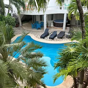 Apartment Blue Angel 18 A Unos Pasos De La Playa Y 5av *