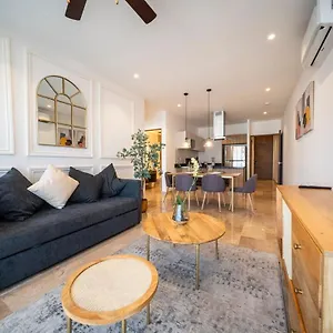 Luxury And Spacious Serenada *