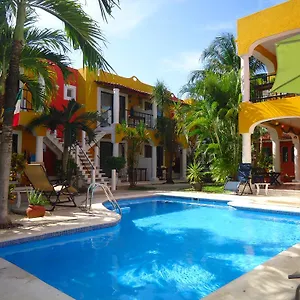 El Acuario 3*
