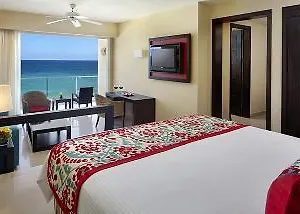 Hotel Dreams Jade & *